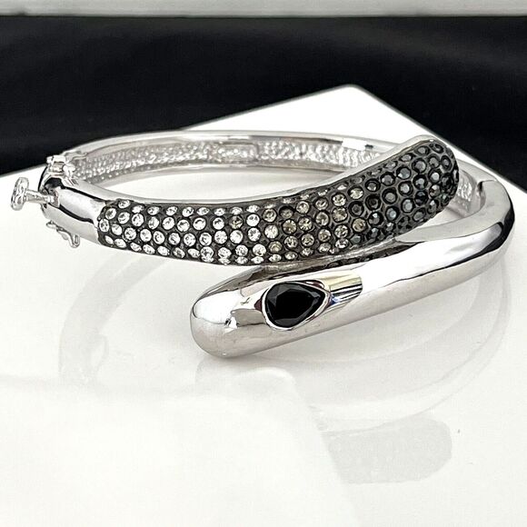 New Designer Bracelet Crystal Accented Ombre Design Home Shopping Network HSN 4F - Picture 1 of 5